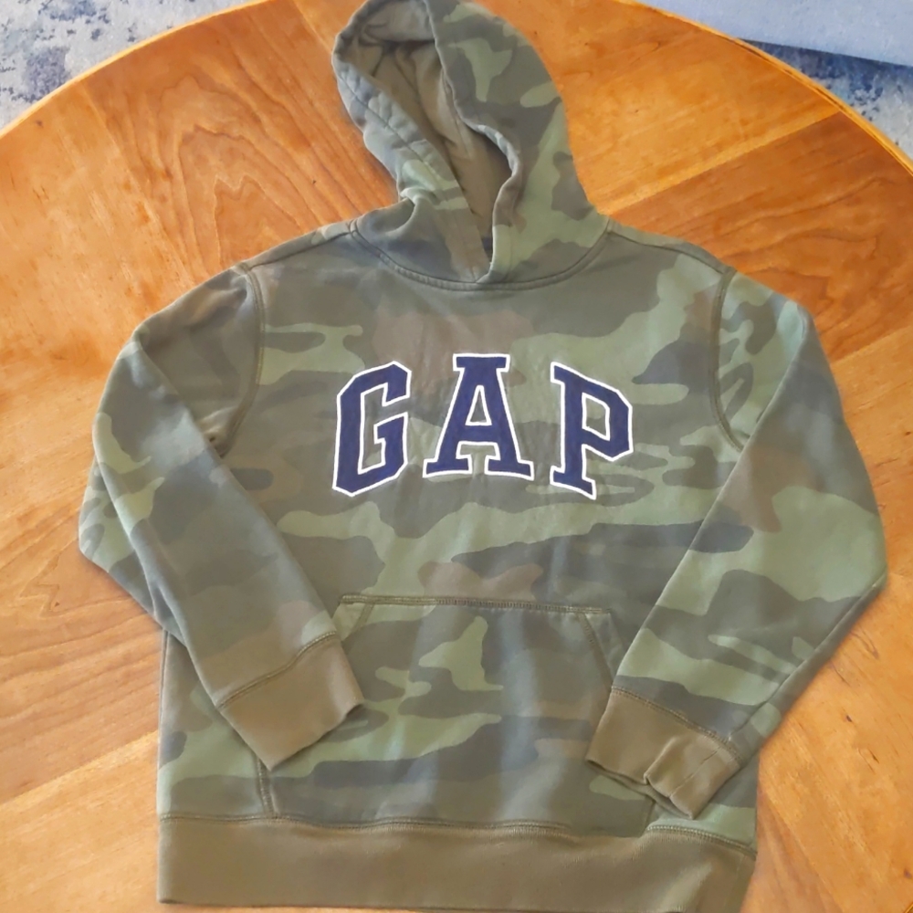 Gap camo hoodie